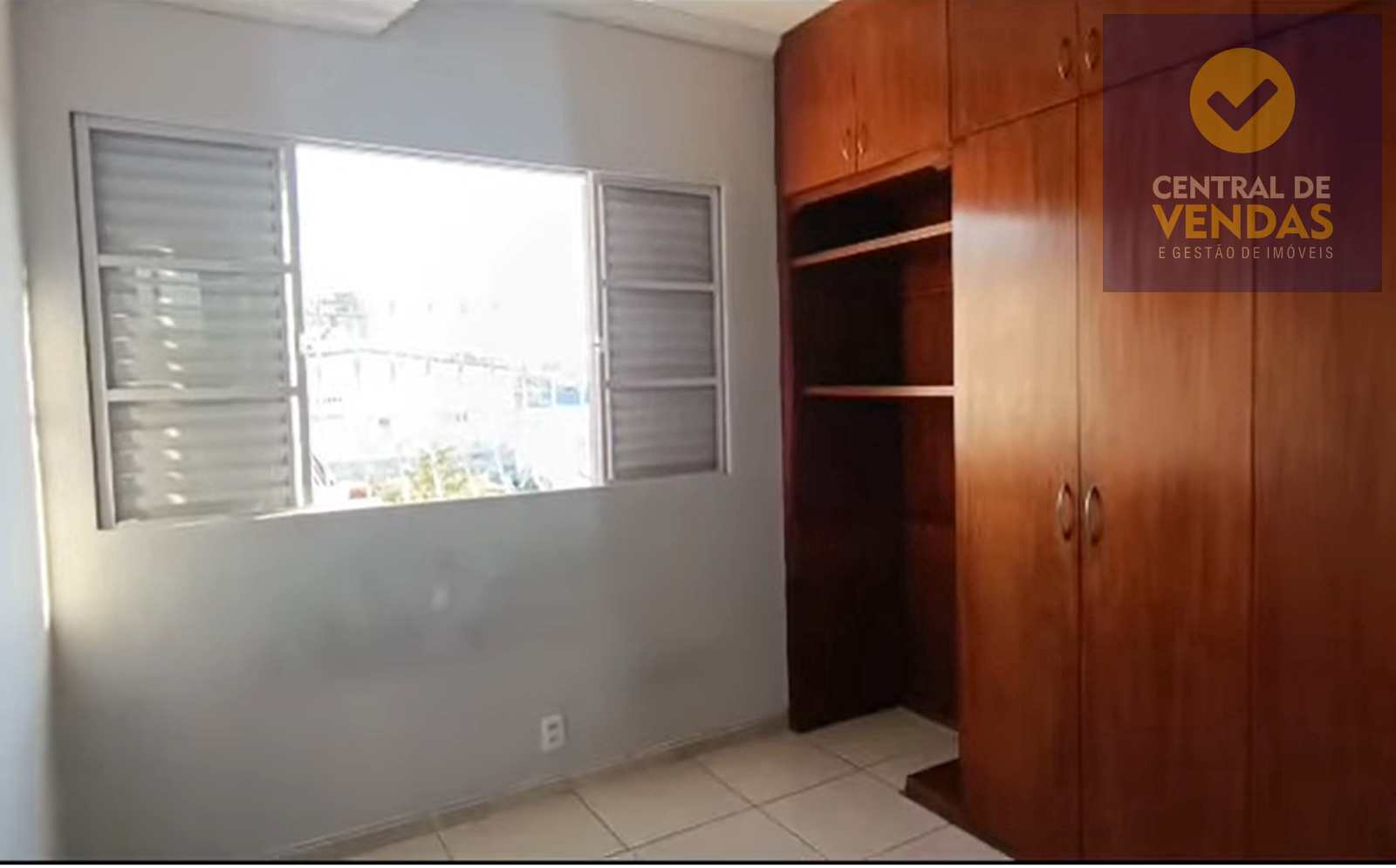 Apartamento à venda com 3 quartos, 85m² - Foto 4