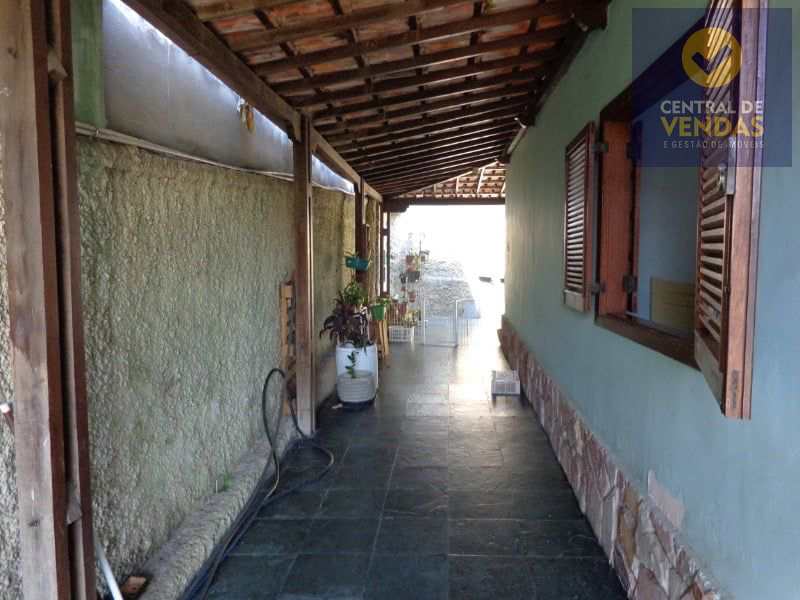 Casa à venda com 3 quartos, 360m² - Foto 15