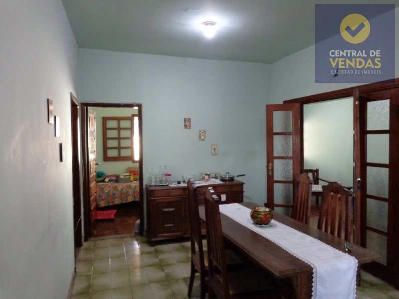 Casa à venda com 3 quartos, 360m² - Foto 6