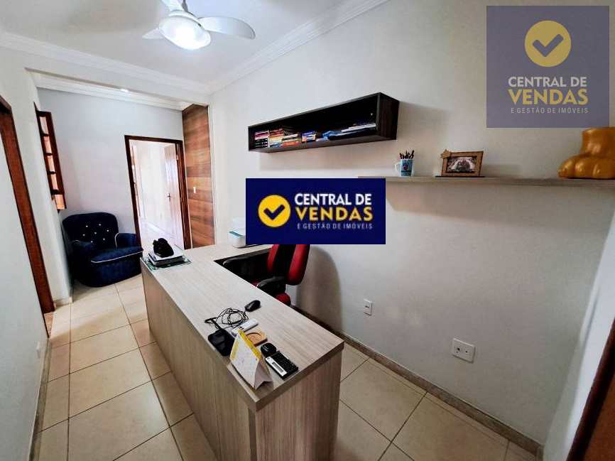 Casa à venda e aluguel com 3 quartos, 189m² - Foto 2