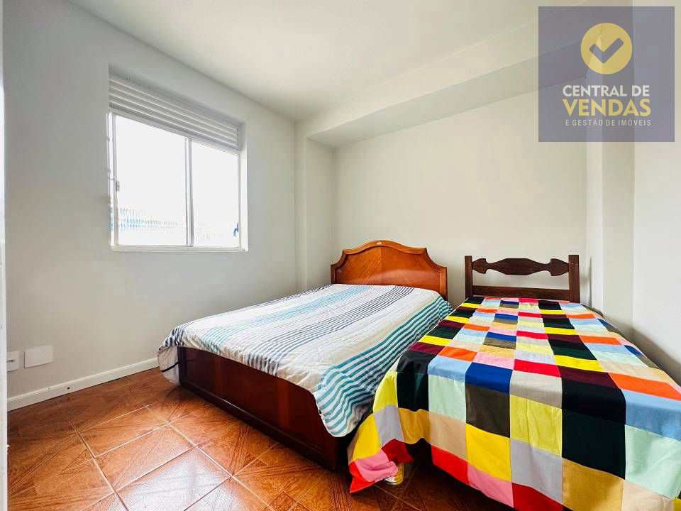 Casa à venda com 3 quartos, 194m² - Foto 10