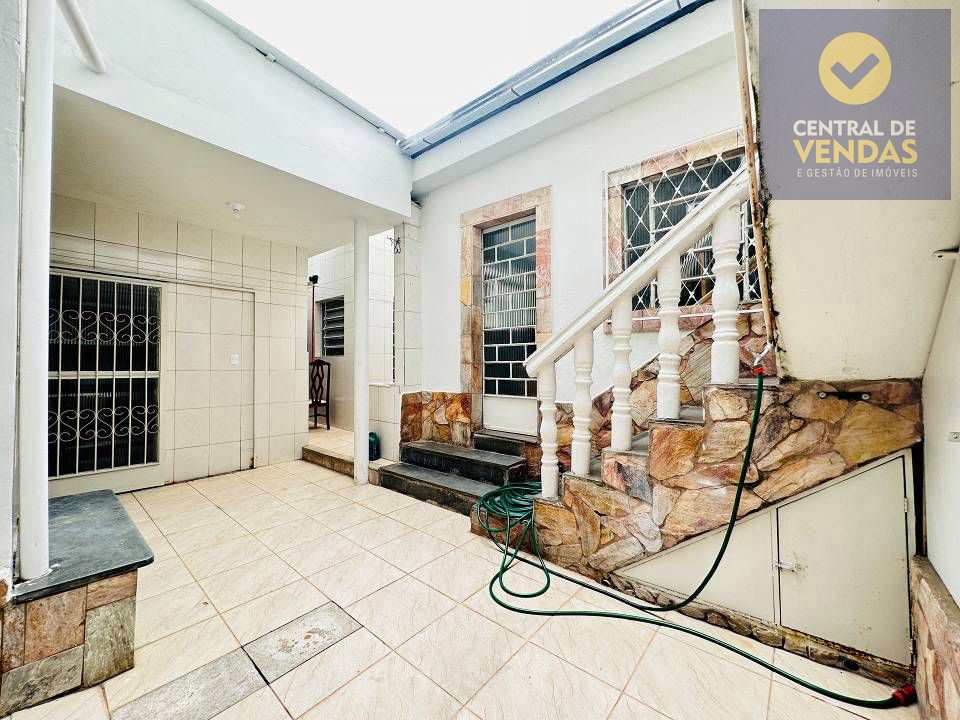 Casa à venda com 3 quartos, 194m² - Foto 6