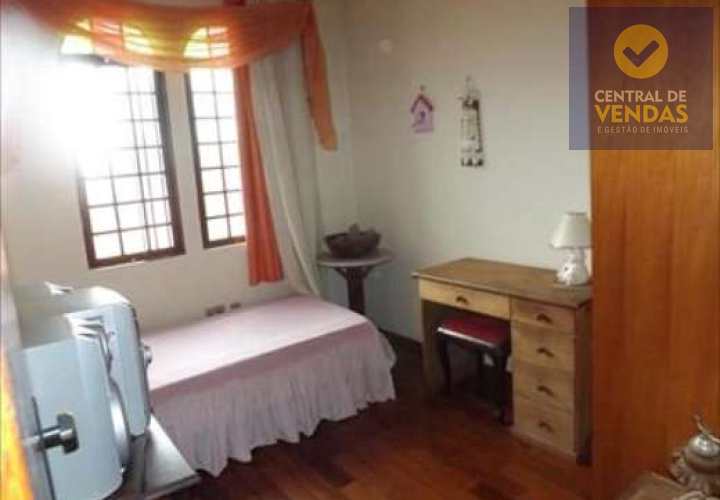 Casa à venda com 4 quartos, 180m² - Foto 8