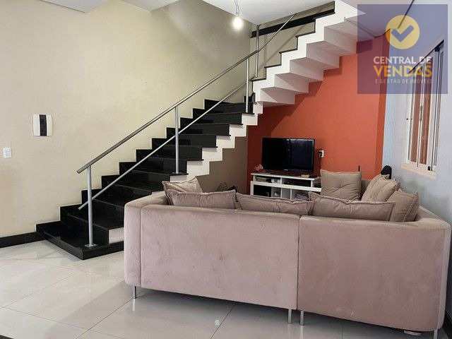 Casa à venda com 4 quartos, 367m² - Foto 10