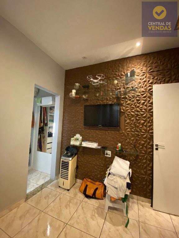 Casa à venda com 4 quartos, 360m² - Foto 8