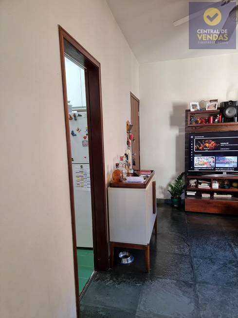 Apartamento à venda com 2 quartos, 81m² - Foto 11