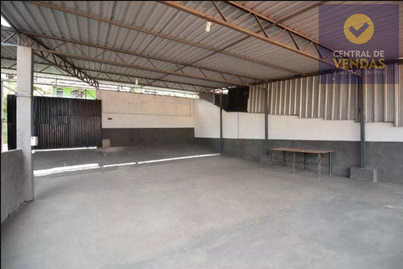 Casa para alugar com 3 quartos, 250m² - Foto 31