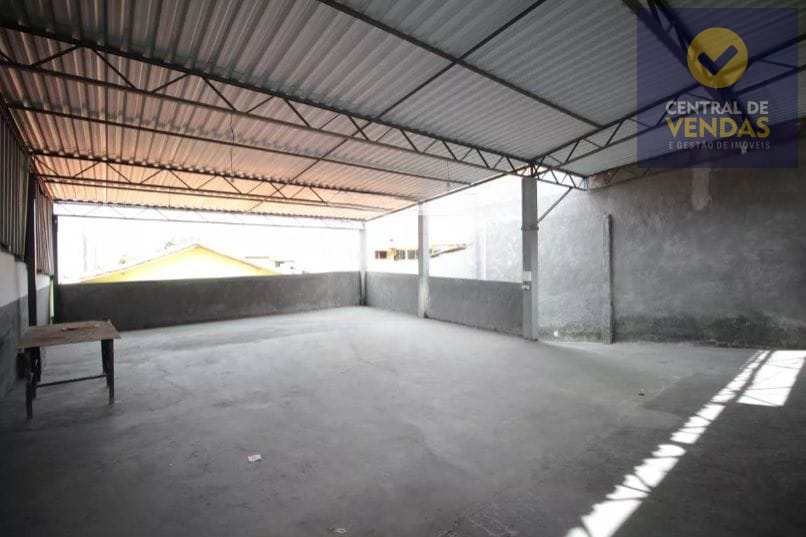 Casa para alugar com 3 quartos, 250m² - Foto 32