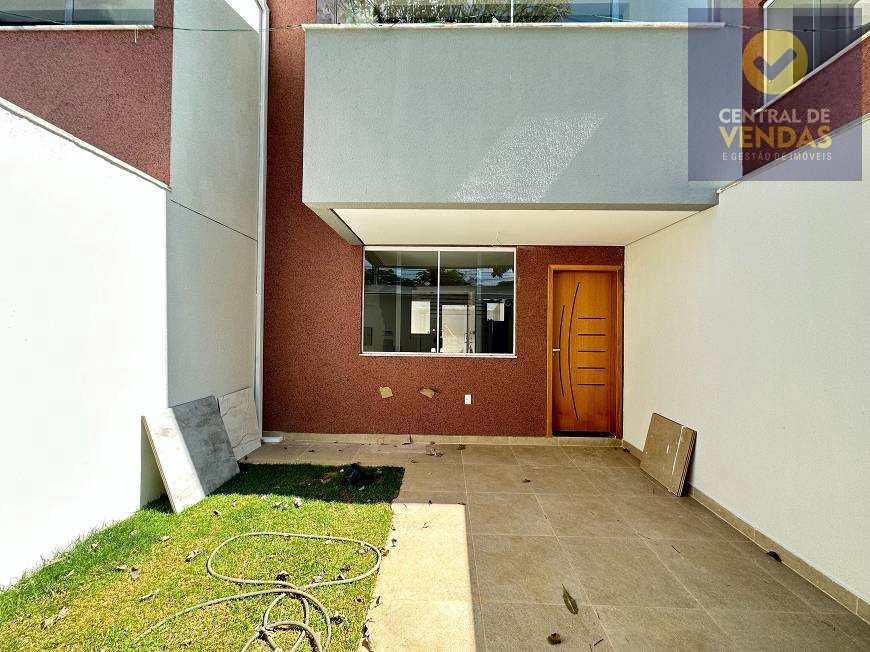 Casa à venda com 3 quartos, 116m² - Foto 4