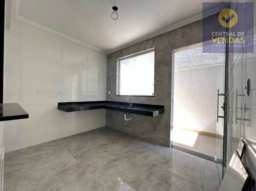 Casa à venda com 3 quartos, 116m² - Foto 23