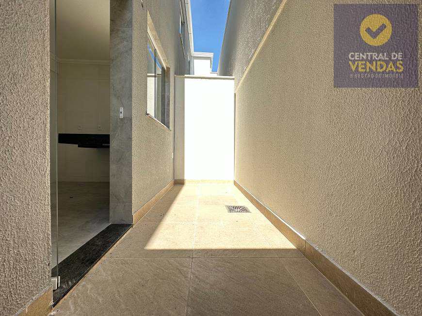 Casa à venda com 3 quartos, 116m² - Foto 12