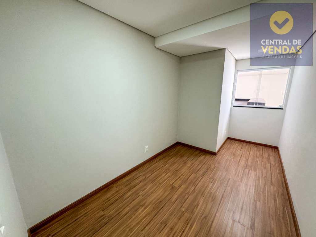 Casa à venda com 3 quartos, 120m² - Foto 3