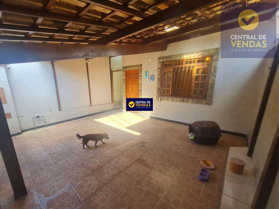 Casa à venda com 3 quartos, 180m² - Foto 4