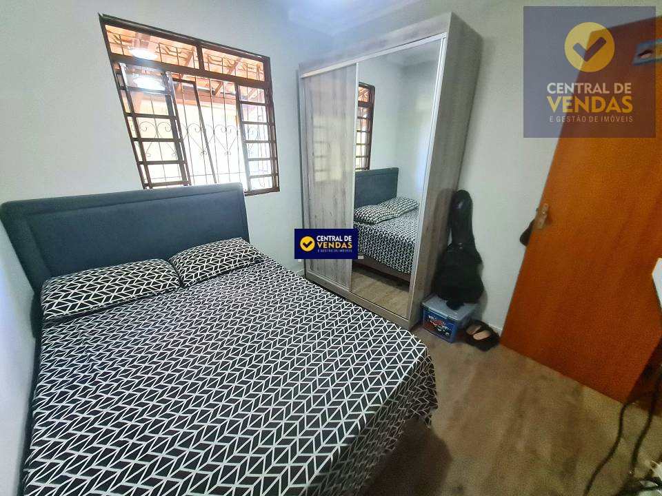 Casa à venda com 3 quartos, 180m² - Foto 10