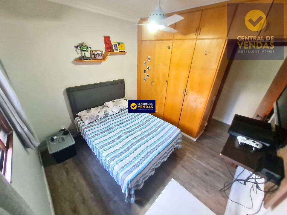 Casa à venda com 3 quartos, 180m² - Foto 7