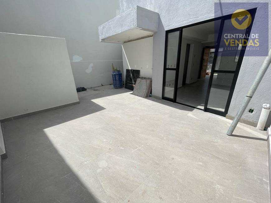 Casa à venda com 3 quartos, 120m² - Foto 11