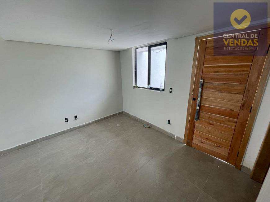 Casa à venda com 3 quartos, 120m² - Foto 4