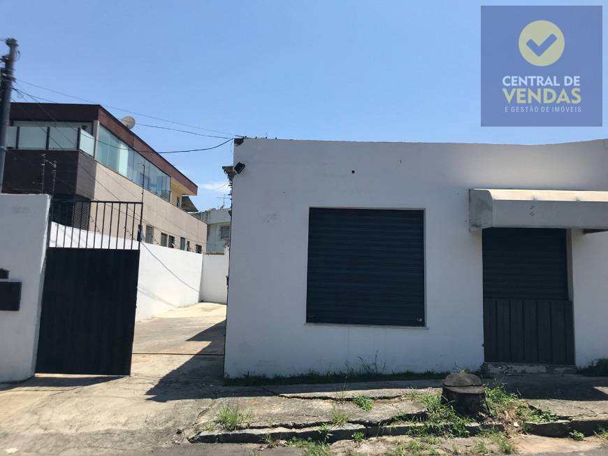 Casa à venda com 3 quartos, 360m² - Foto 15