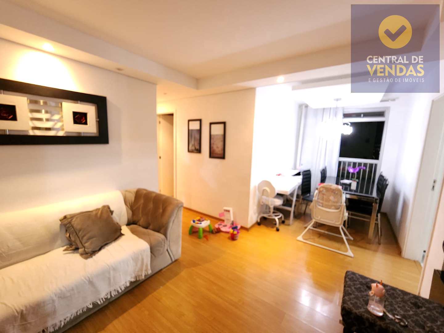 Apartamento à venda com 2 quartos, 56m² - Foto 11