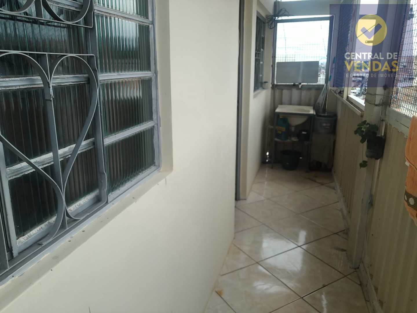 Casa à venda com 5 quartos, 300m² - Foto 11