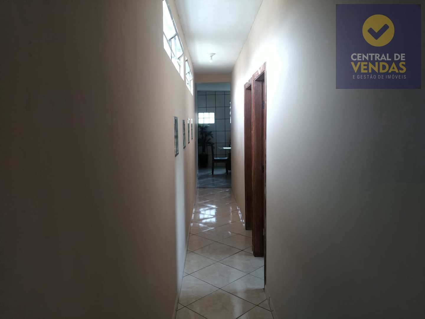 Casa à venda com 5 quartos, 300m² - Foto 15