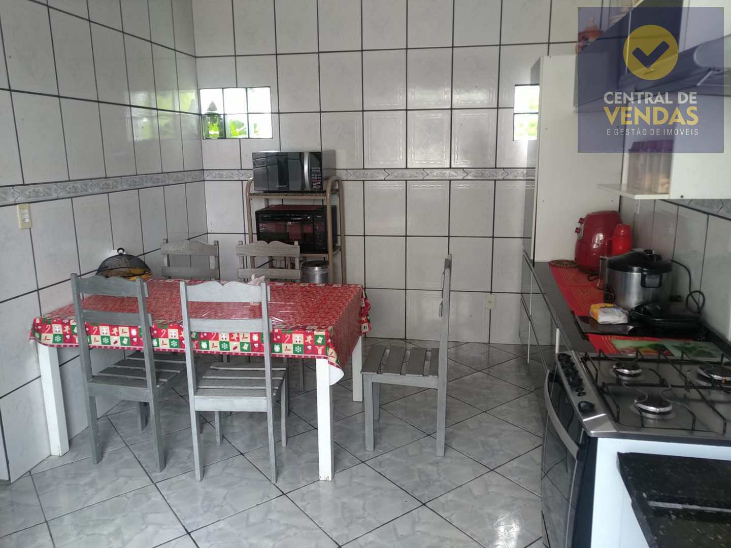 Casa à venda com 5 quartos, 300m² - Foto 14