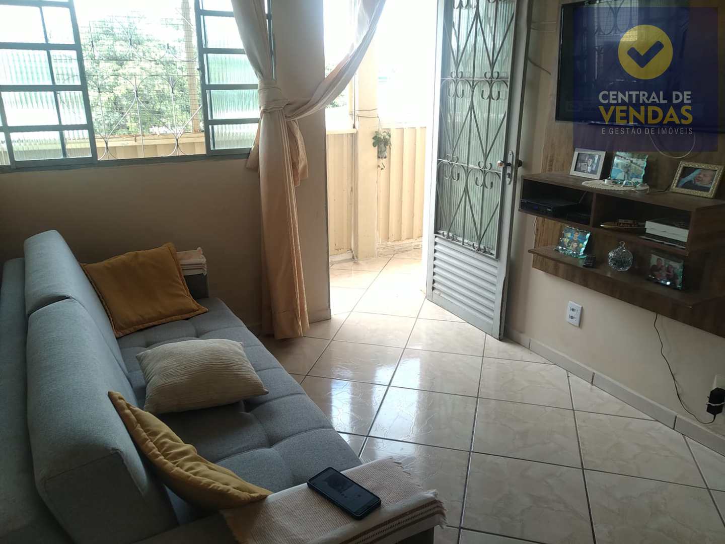 Casa à venda com 5 quartos, 300m² - Foto 3