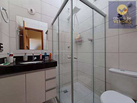 Casa à venda com 2 quartos, 130m² - Foto 18