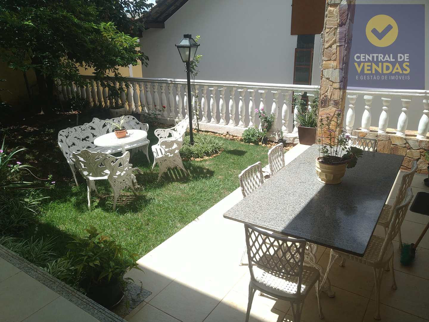 Casa à venda com 4 quartos, 350m² - Foto 39