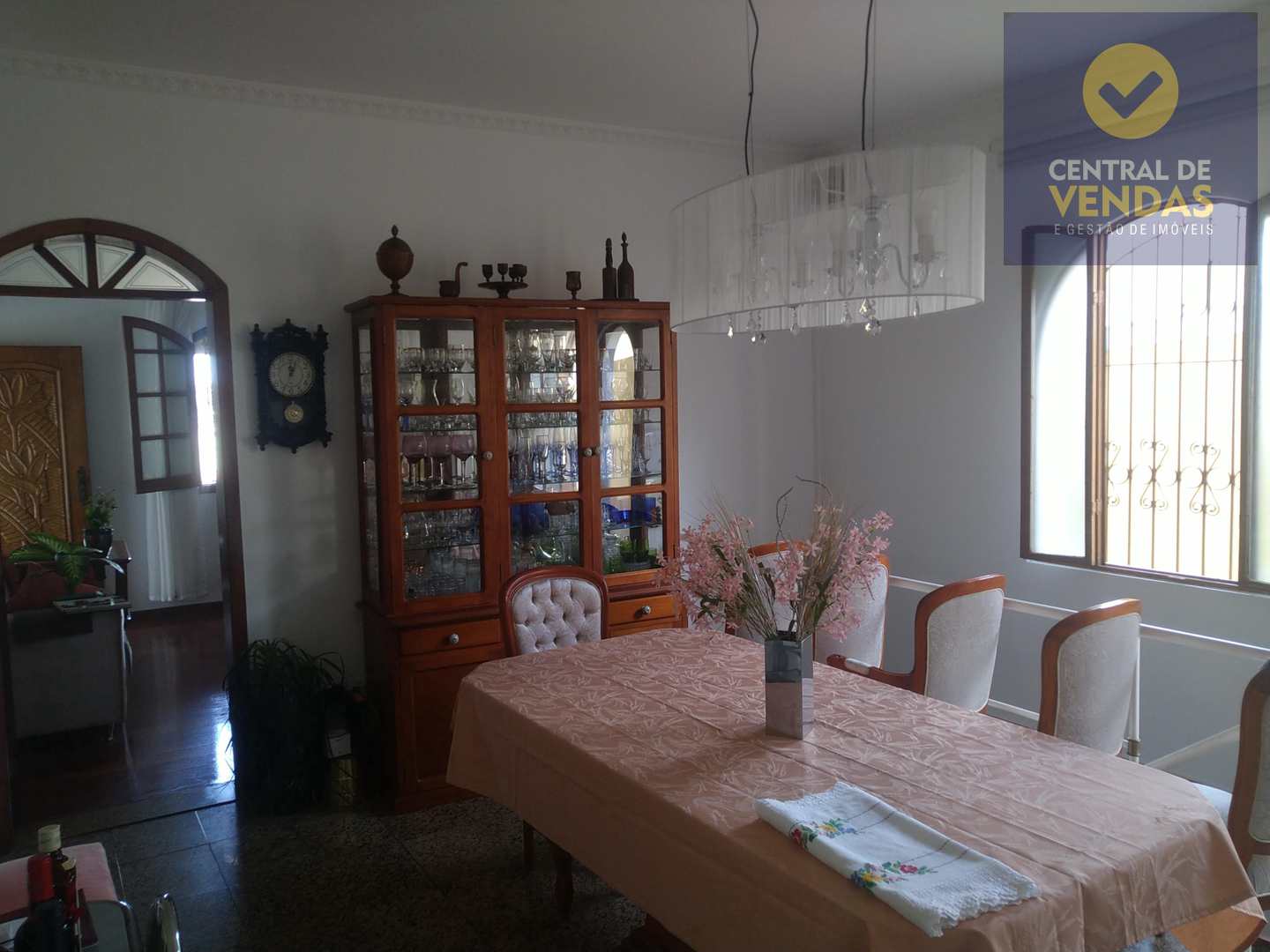 Casa à venda com 4 quartos, 350m² - Foto 14