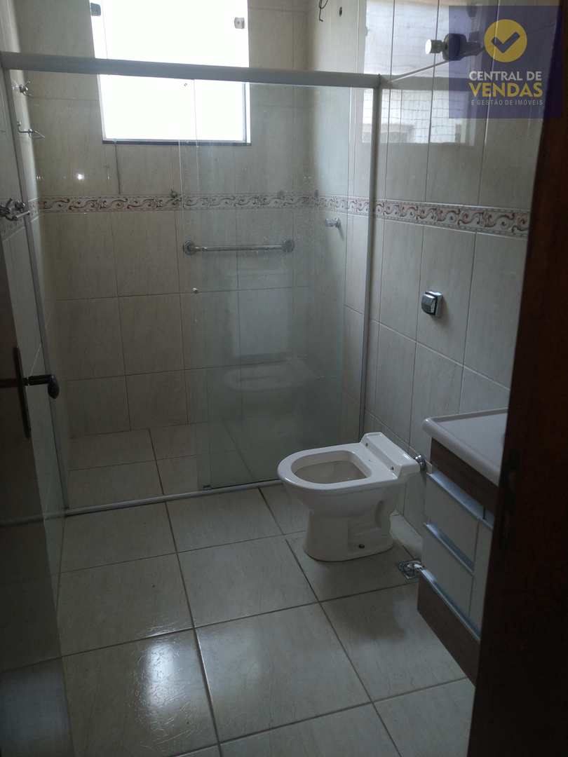 Casa para alugar com 3 quartos, 130m² - Foto 27