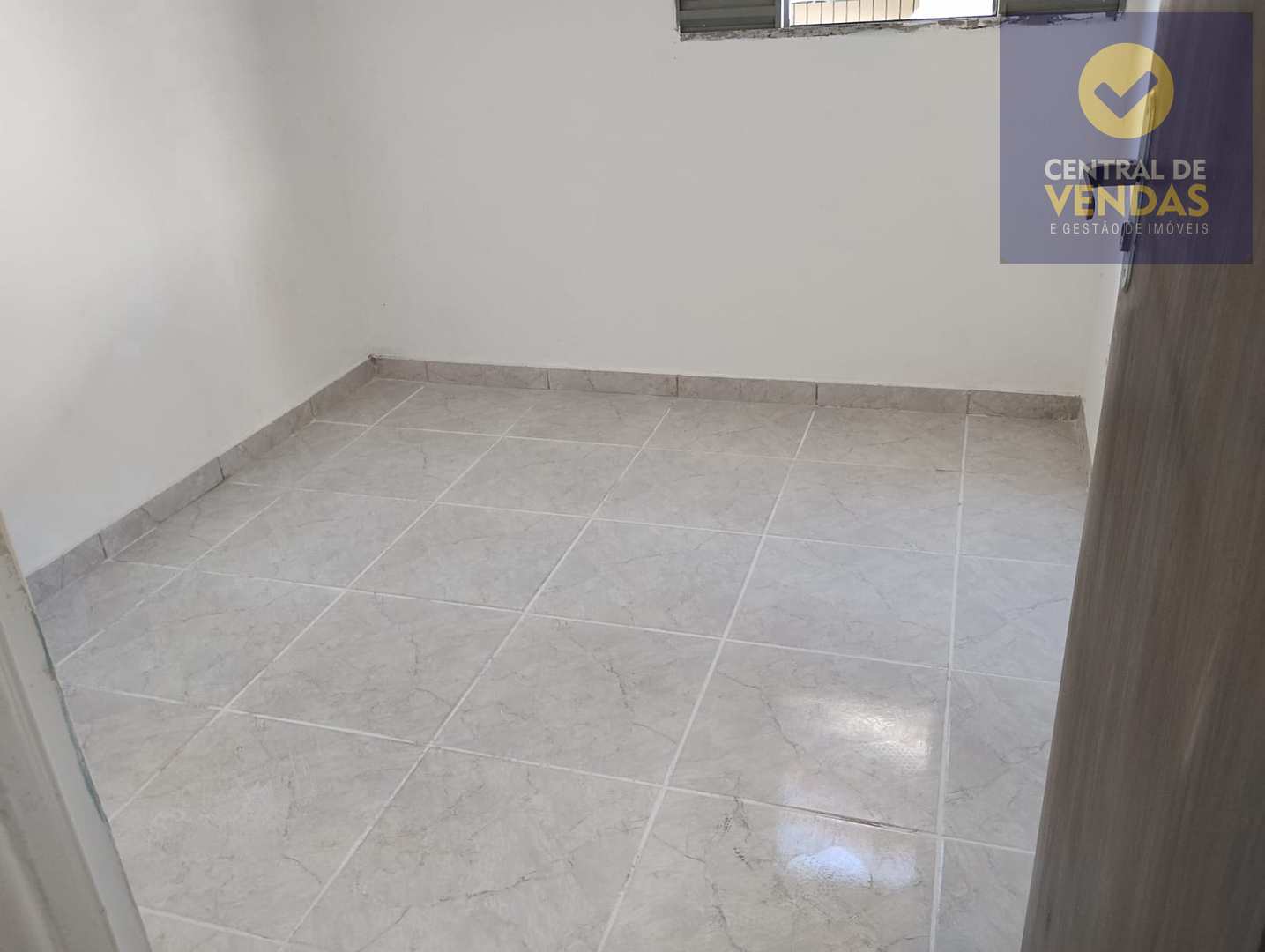 Casa para alugar com 5 quartos, 360m² - Foto 60