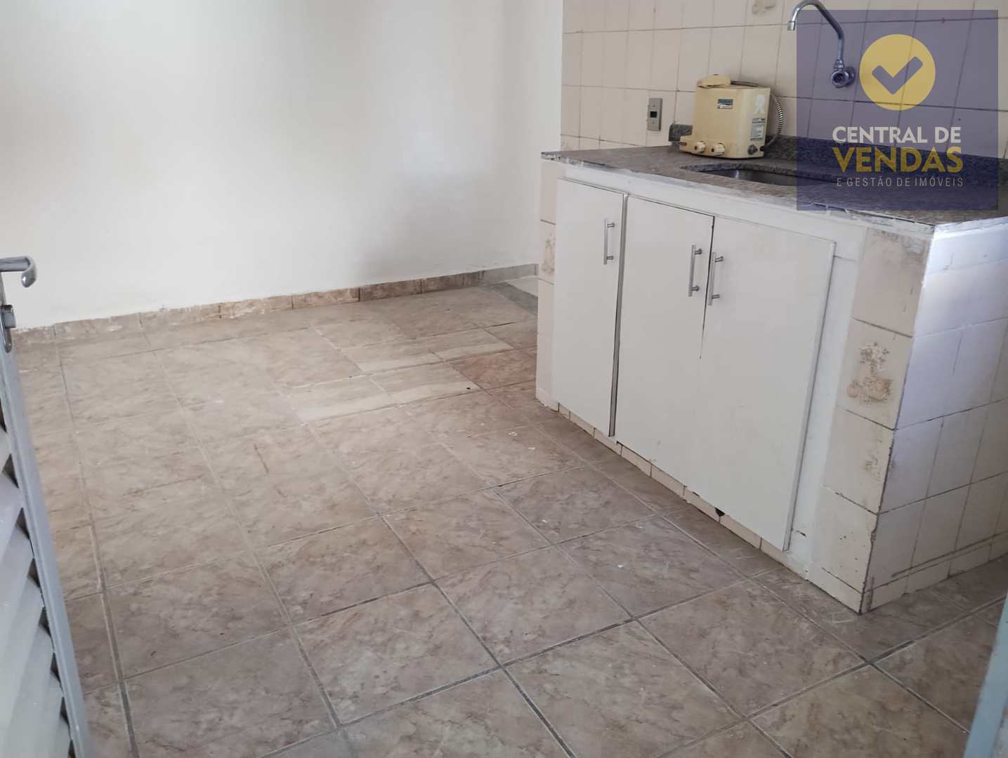 Casa para alugar com 5 quartos, 360m² - Foto 54