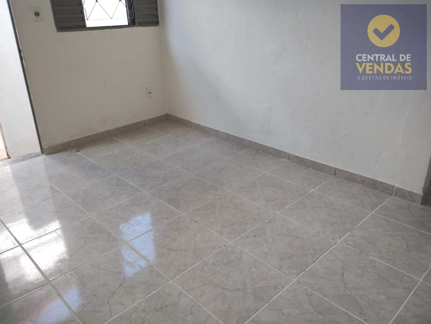 Casa para alugar com 5 quartos, 360m² - Foto 59