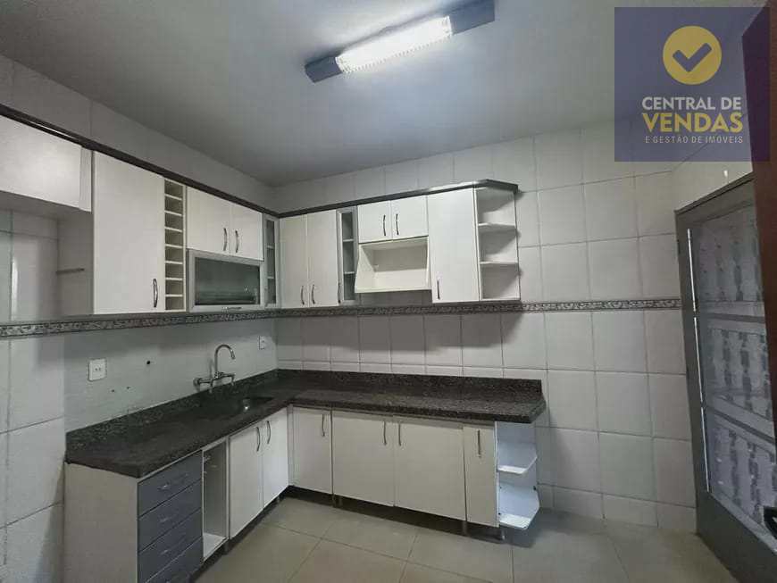 Casa à venda com 3 quartos, 104m² - Foto 33