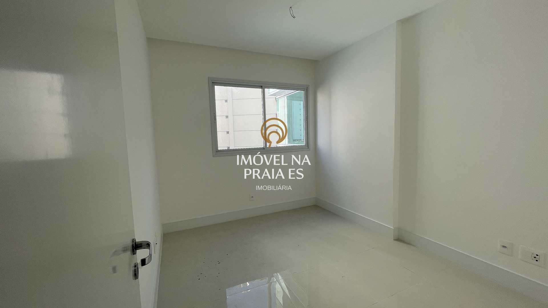 Apartamento à venda com 3 quartos, 96m² - Foto 9