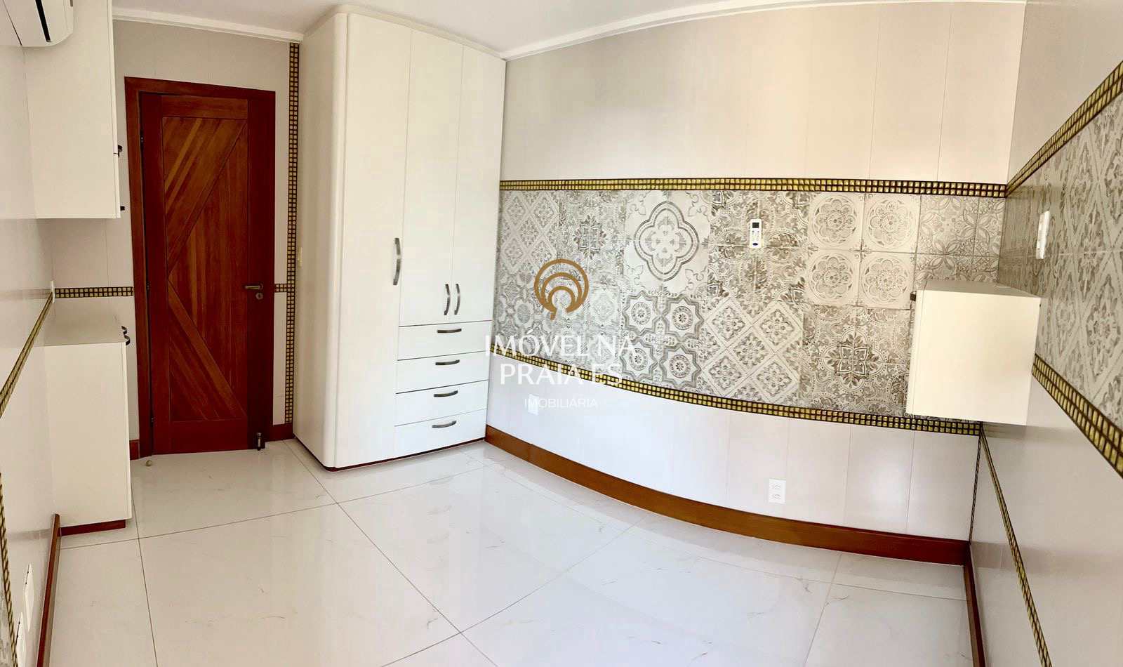 Apartamento à venda com 4 quartos, 213m² - Foto 26