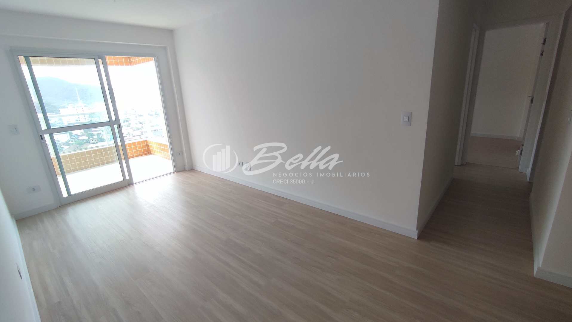 Apartamento à venda com 2 quartos, 71m² - Foto 2