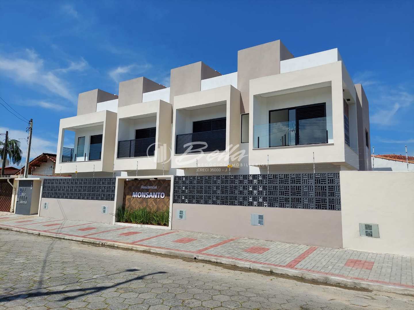 Casa de Condomínio à venda com 2 quartos, 75m² - Foto 1