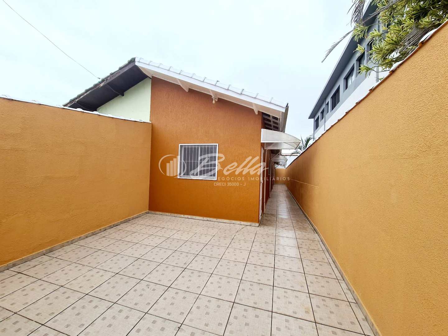 Casa com 3 dorms, Balneário Santa Eugênia, Mongaguá - R$ 310 mil, Cod: 876