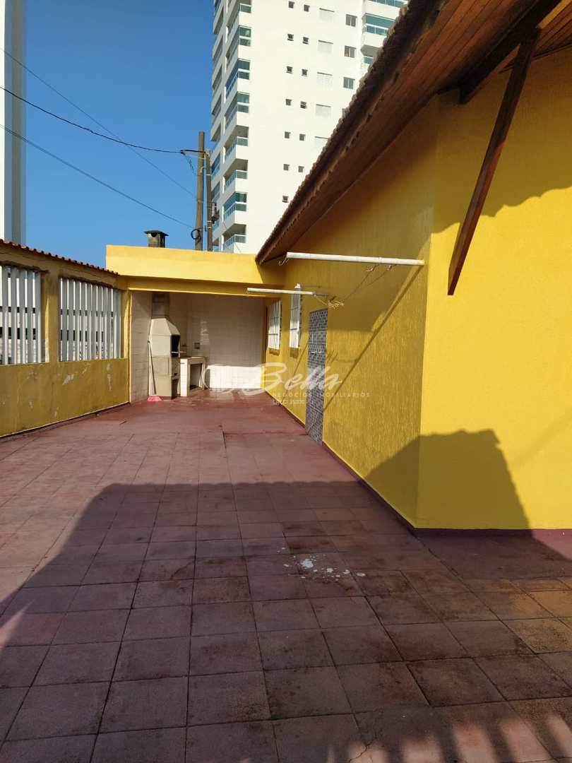 Casa à venda com 3 quartos, 131m² - Foto 4