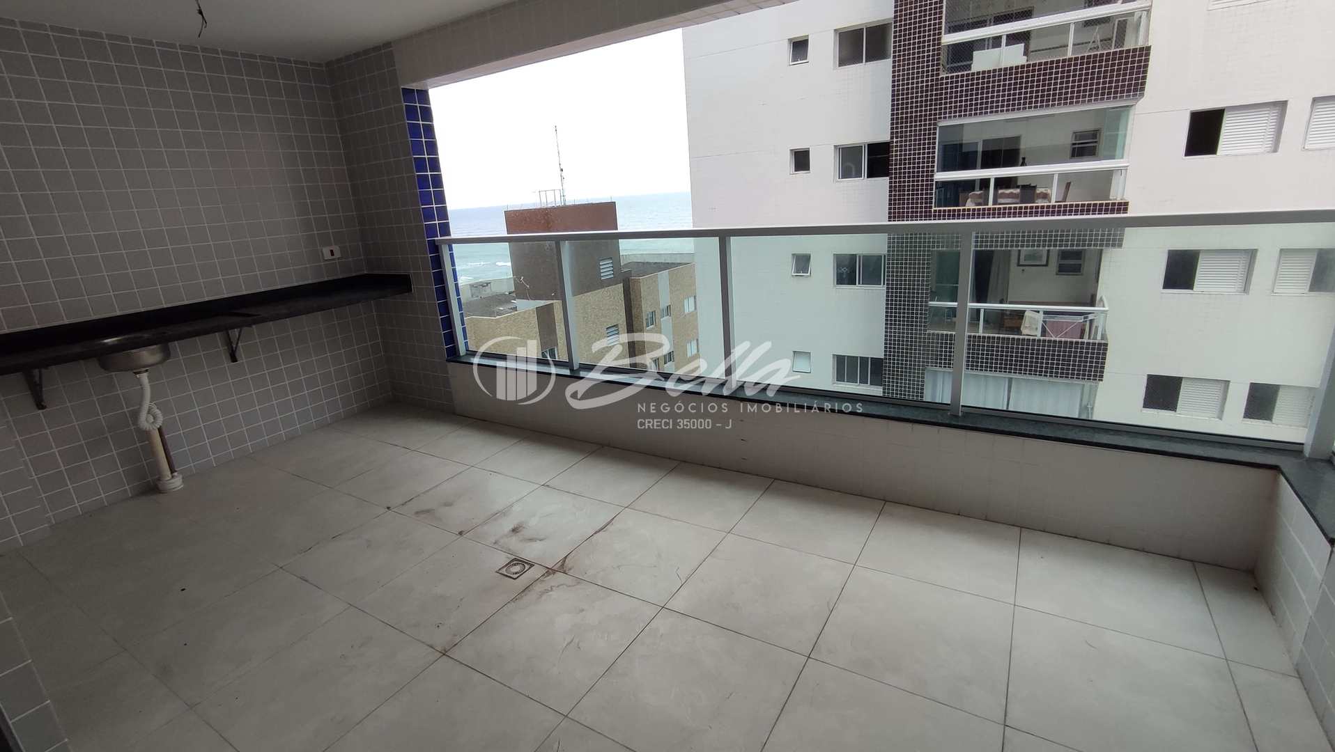 Apartamento à venda com 2 quartos, 79m² - Foto 2