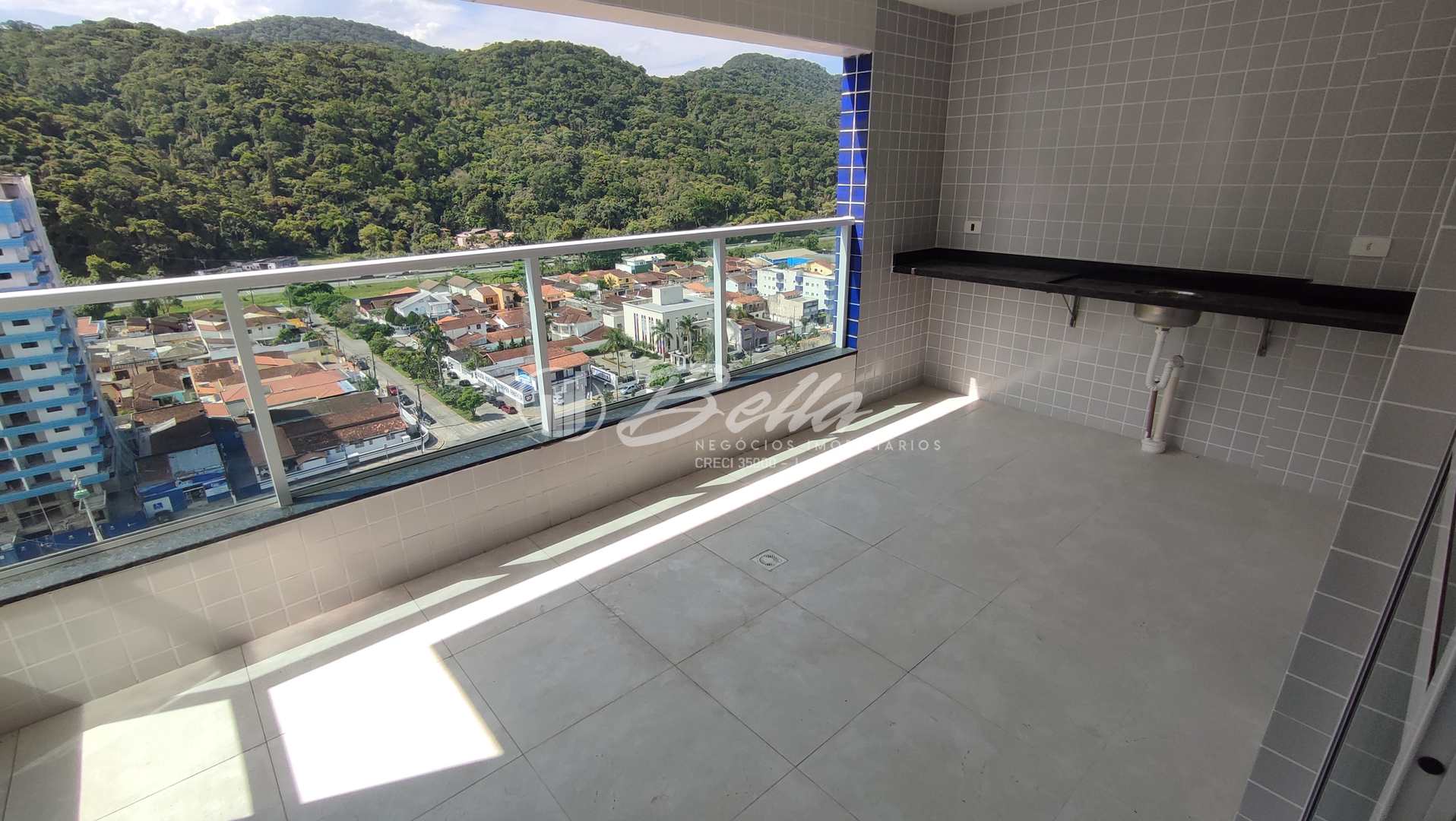 Apartamento à venda com 2 quartos, 78m² - Foto 2