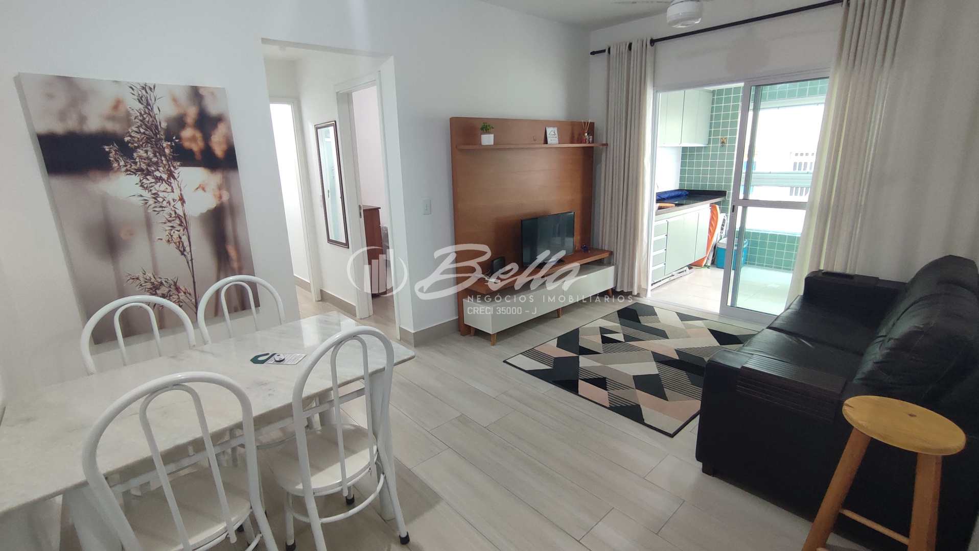 Apartamento à venda com 2 quartos, 67m² - Foto 2