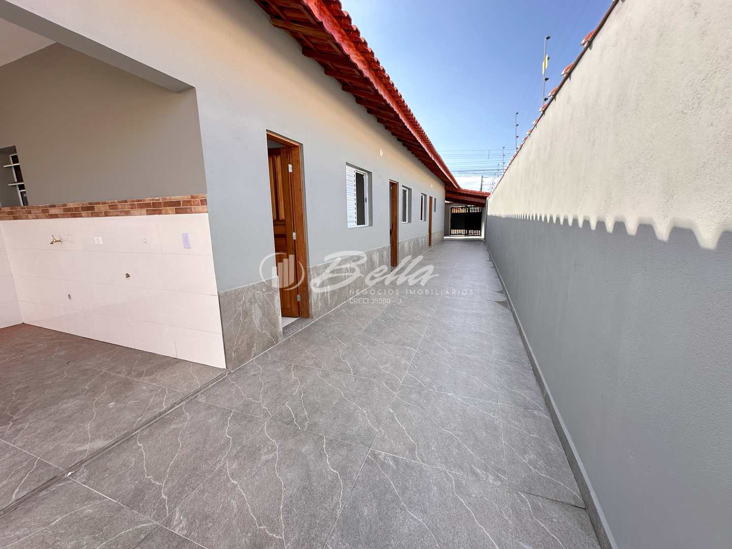 Casa à venda com 2 quartos, 80m² - Foto 13