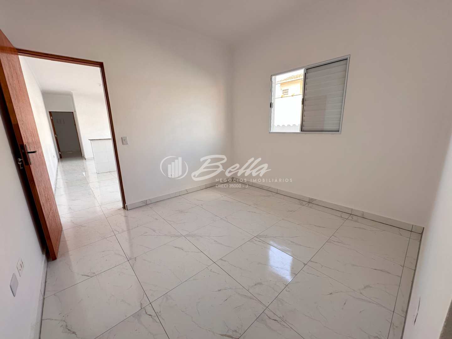 Casa à venda com 2 quartos, 80m² - Foto 11