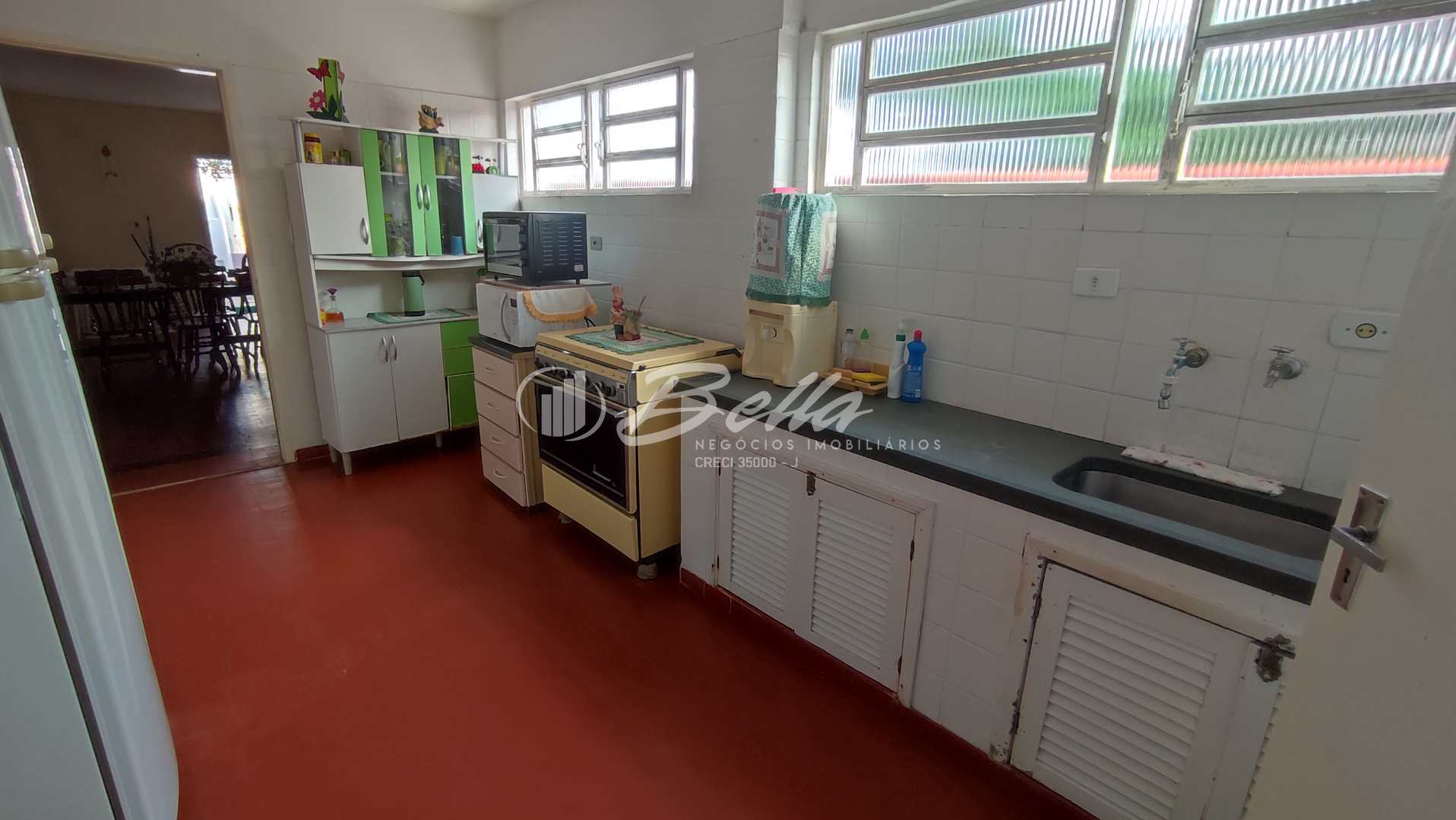 Casa à venda com 4 quartos, 231m² - Foto 11