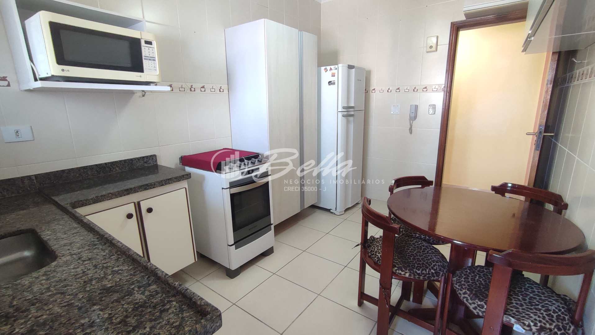 Apartamento à venda com 2 quartos, 83m² - Foto 13