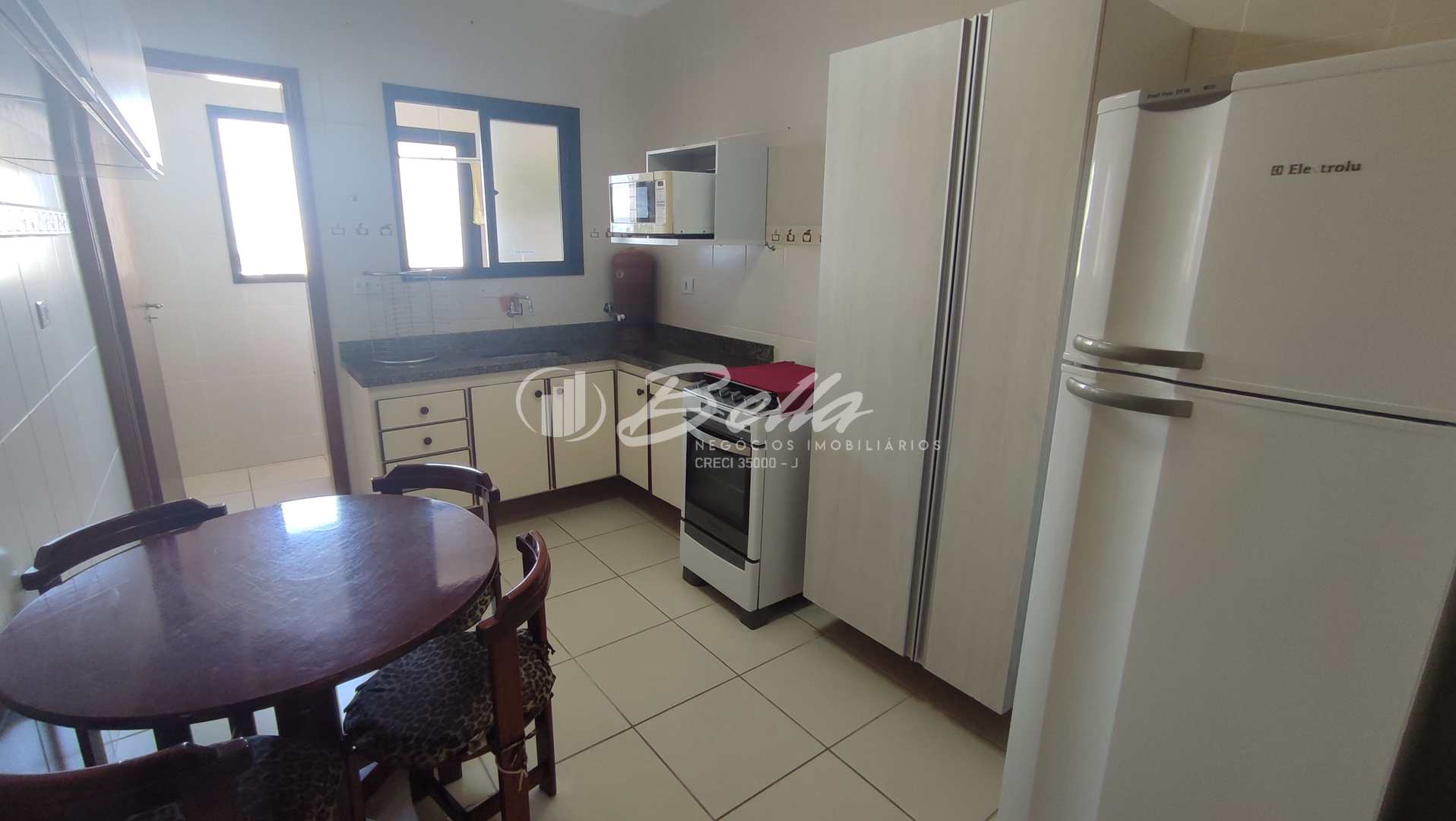 Apartamento à venda com 2 quartos, 83m² - Foto 12