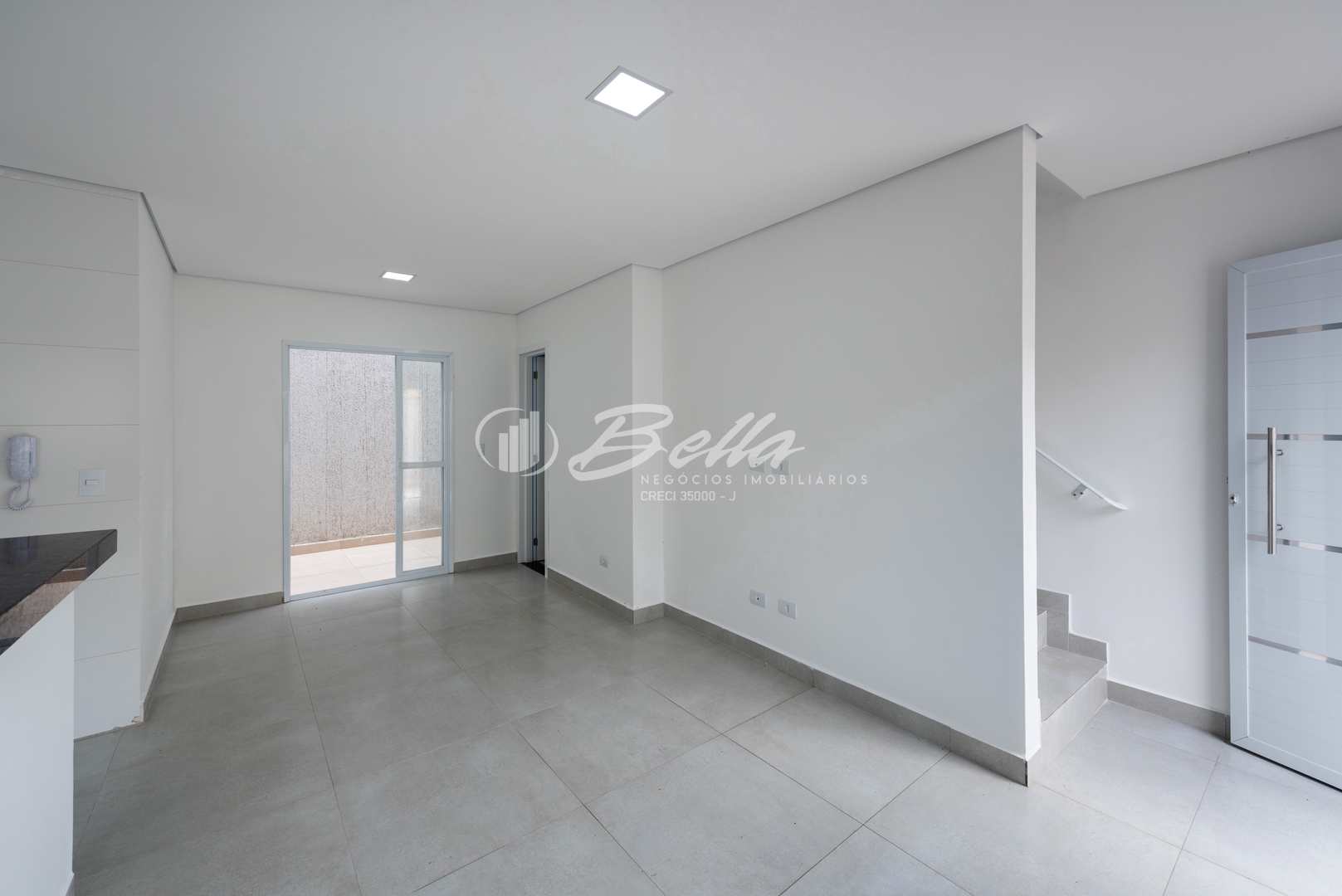 Sobrado à venda com 2 quartos, 70m² - Foto 4